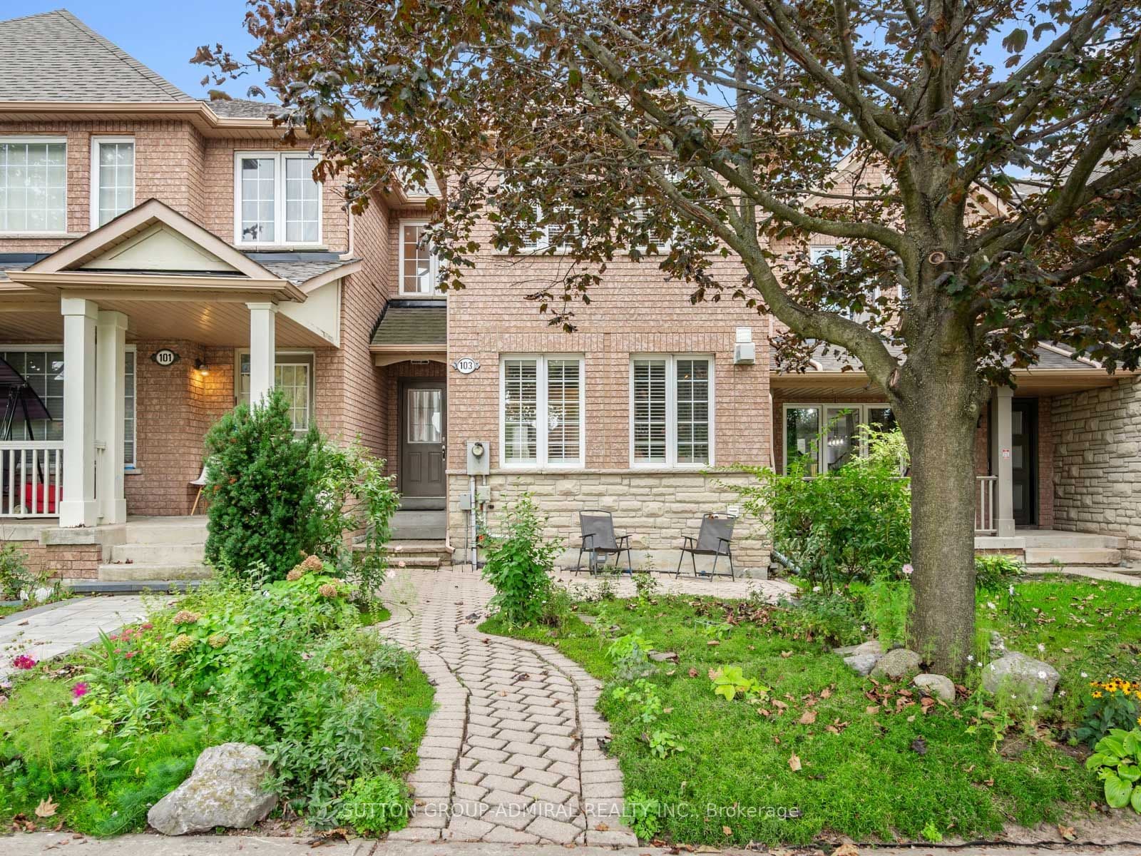 103 America Avenue, Vaughan, ON L6A 2X8