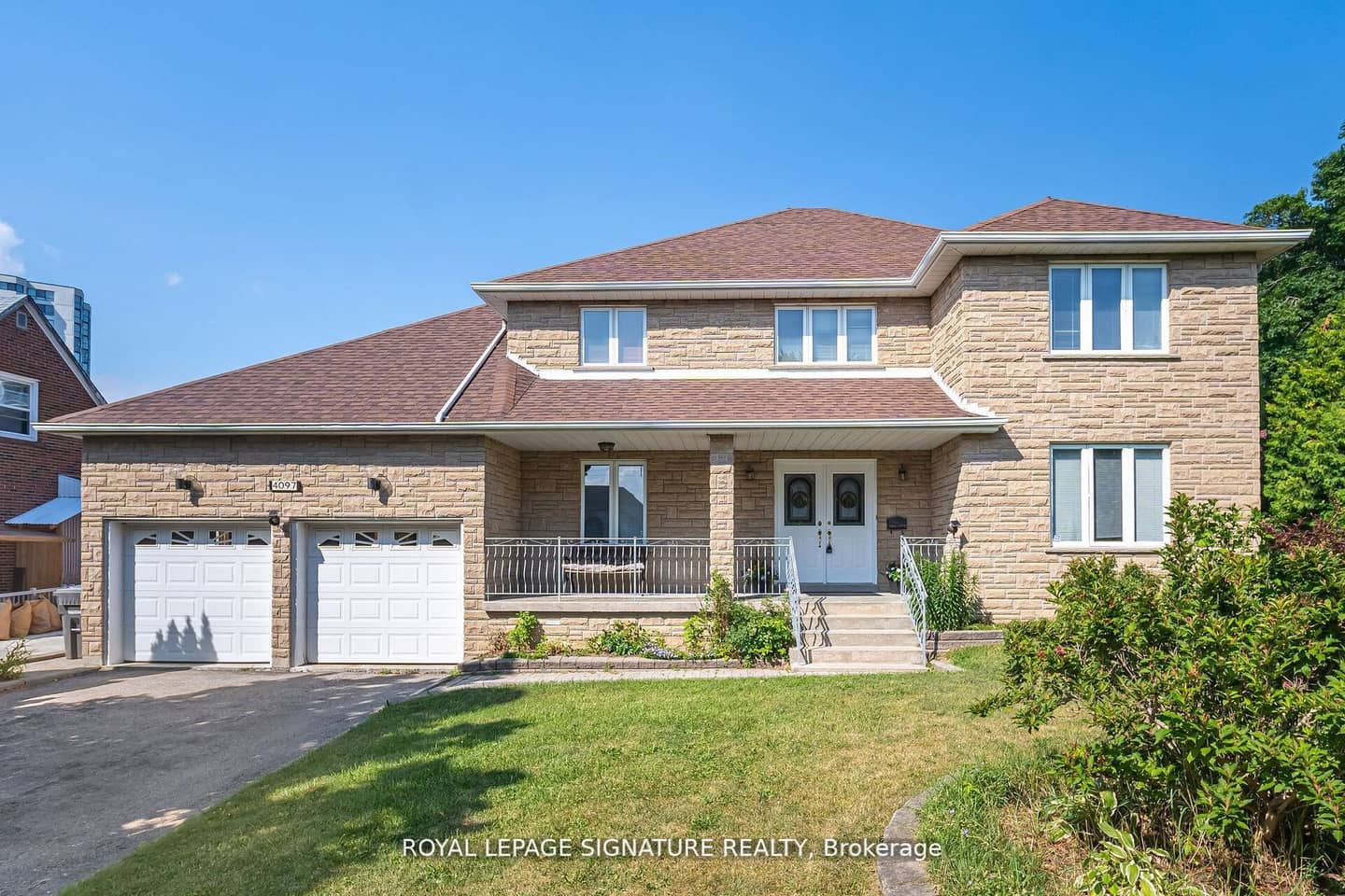 4097 Hickory Drive, Mississauga, ON L4W 1L1