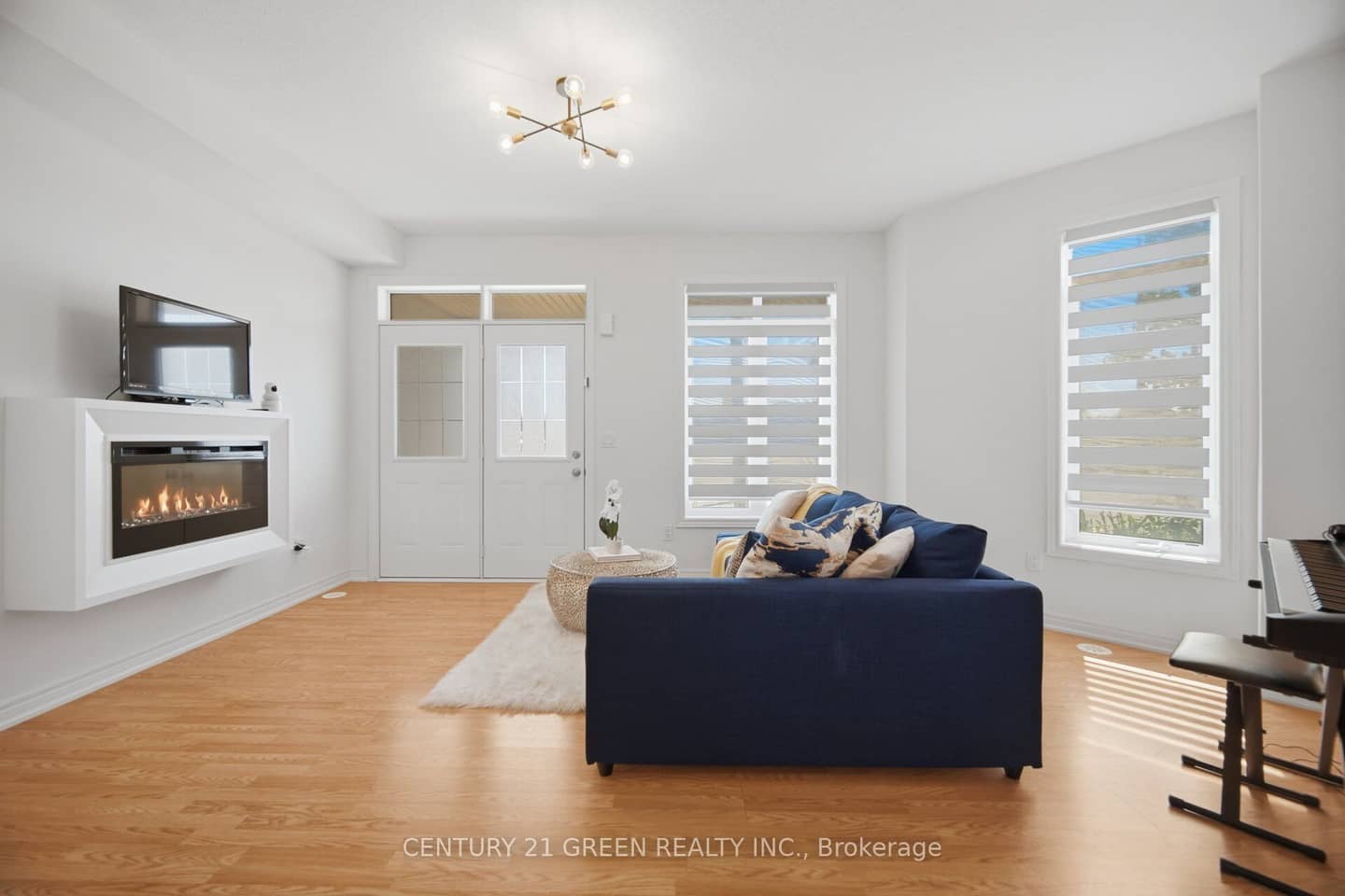 537 Dundas Street E, Oakville, ON L6H 3P6
