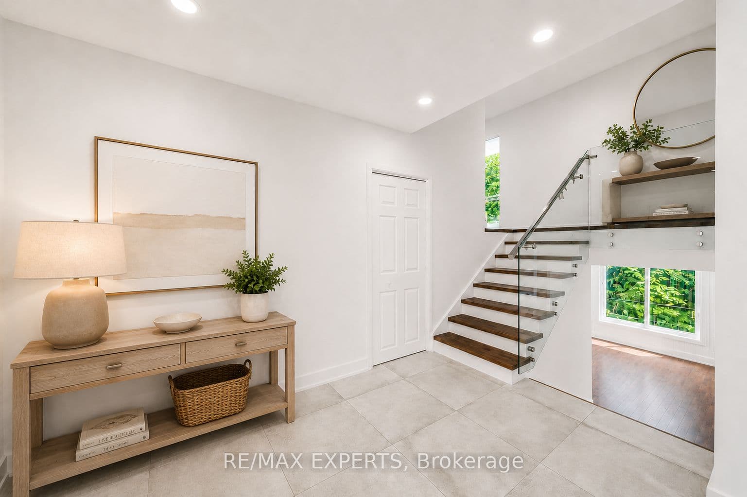 1135 Greenoaks Drive, Mississauga, ON L5J 3A1