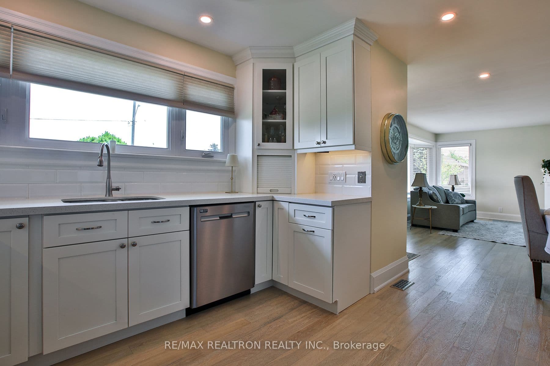 744 Shelley Avenue, Oshawa, ON L1H 3J6