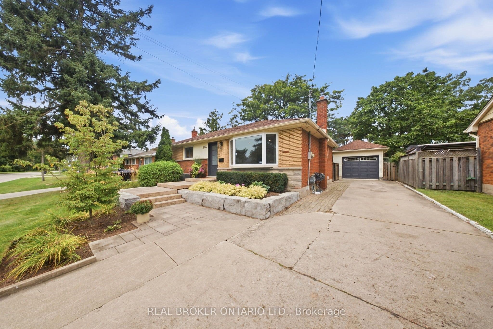 505 Enfield Road, Burlington, ON L7T 2X5
