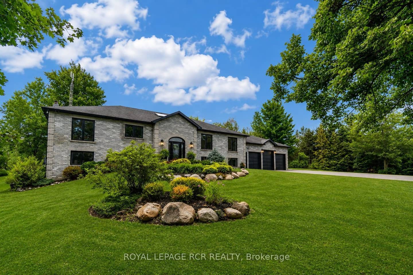 16112 The Gore Road, Caledon, ON L7C 3E6