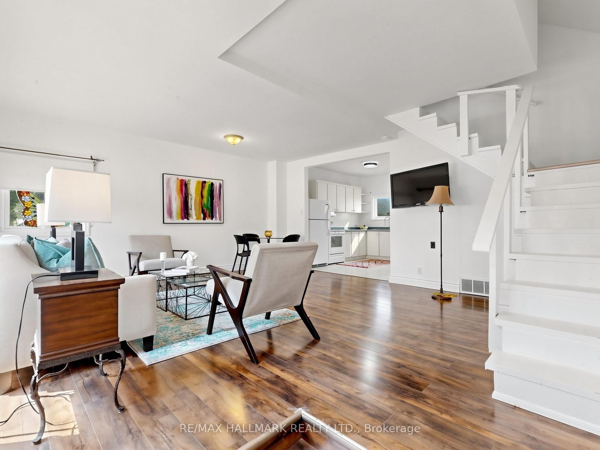 182 Holborne Avenue, Toronto, ON M4C 2R8