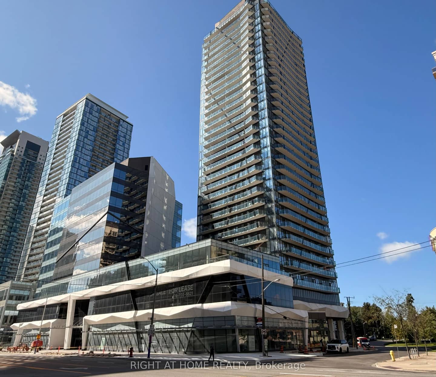 15 Ellerslie Avenue PH03, Toronto, ON M2N 0E7