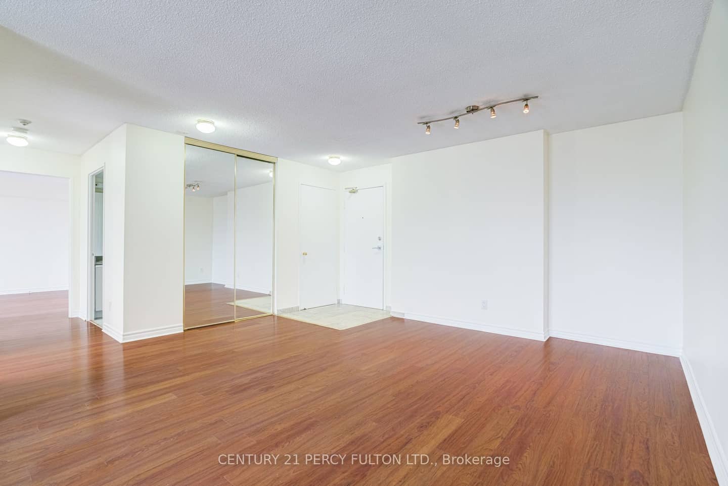 11753 Sheppard Avenue E 504, Toronto, ON M1B 5M3