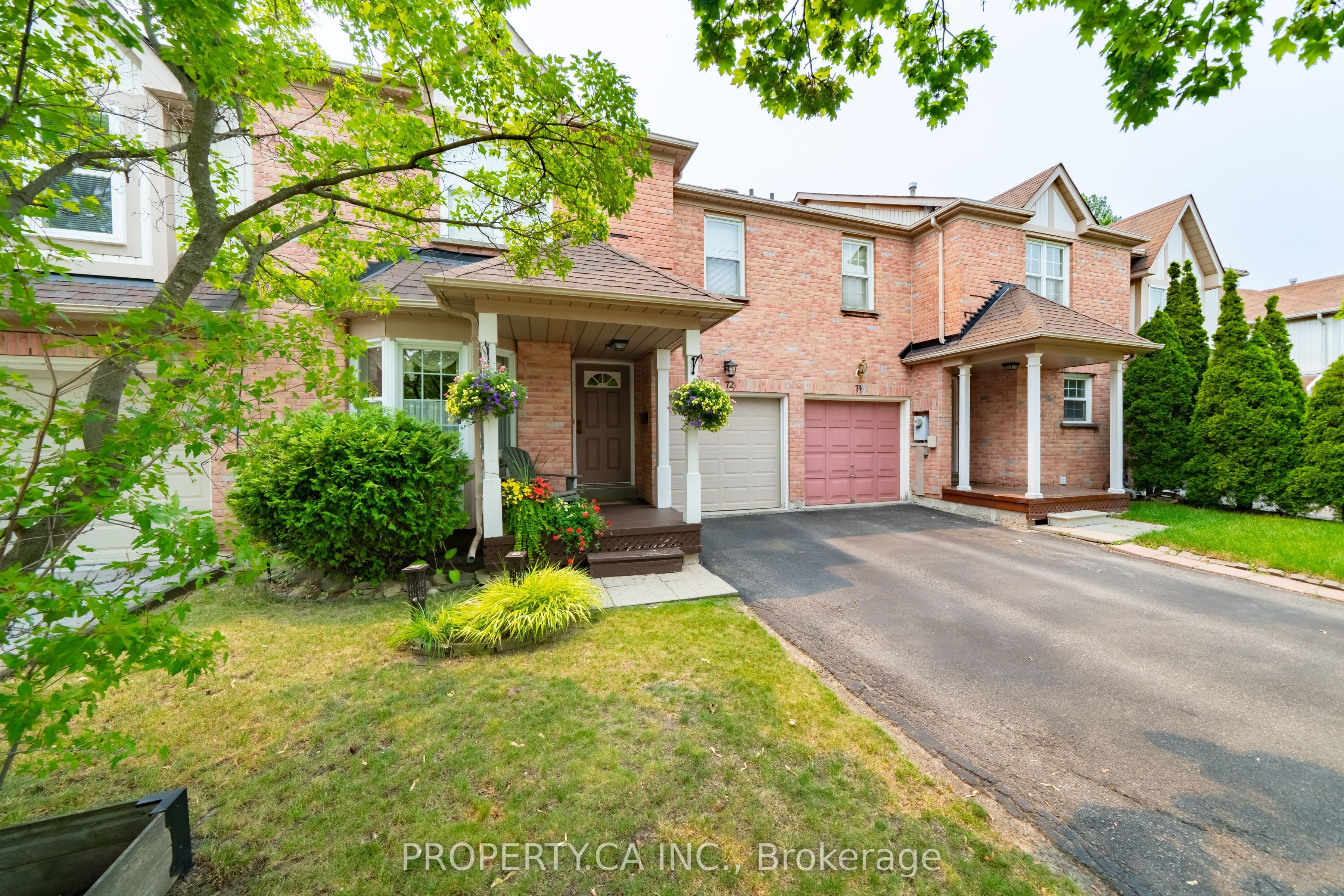 72 Desert Sand Drive, Brampton, ON L6R 1V6