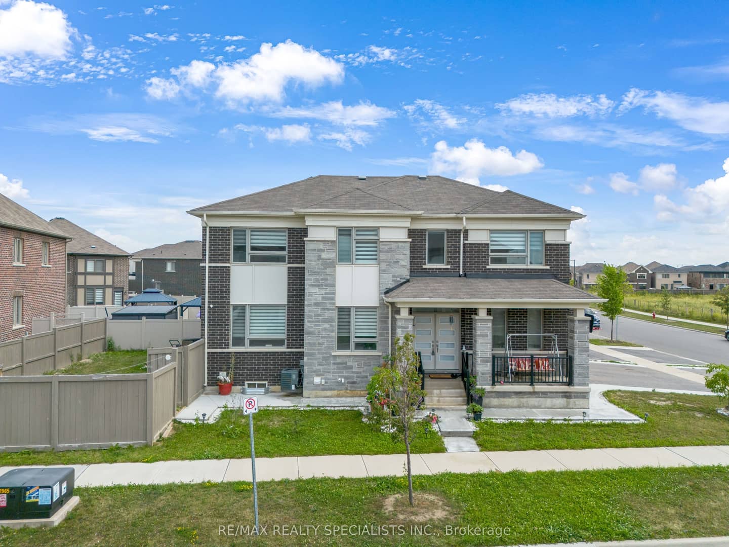 1 Boothill Drive, Brampton, ON L7A 5E5