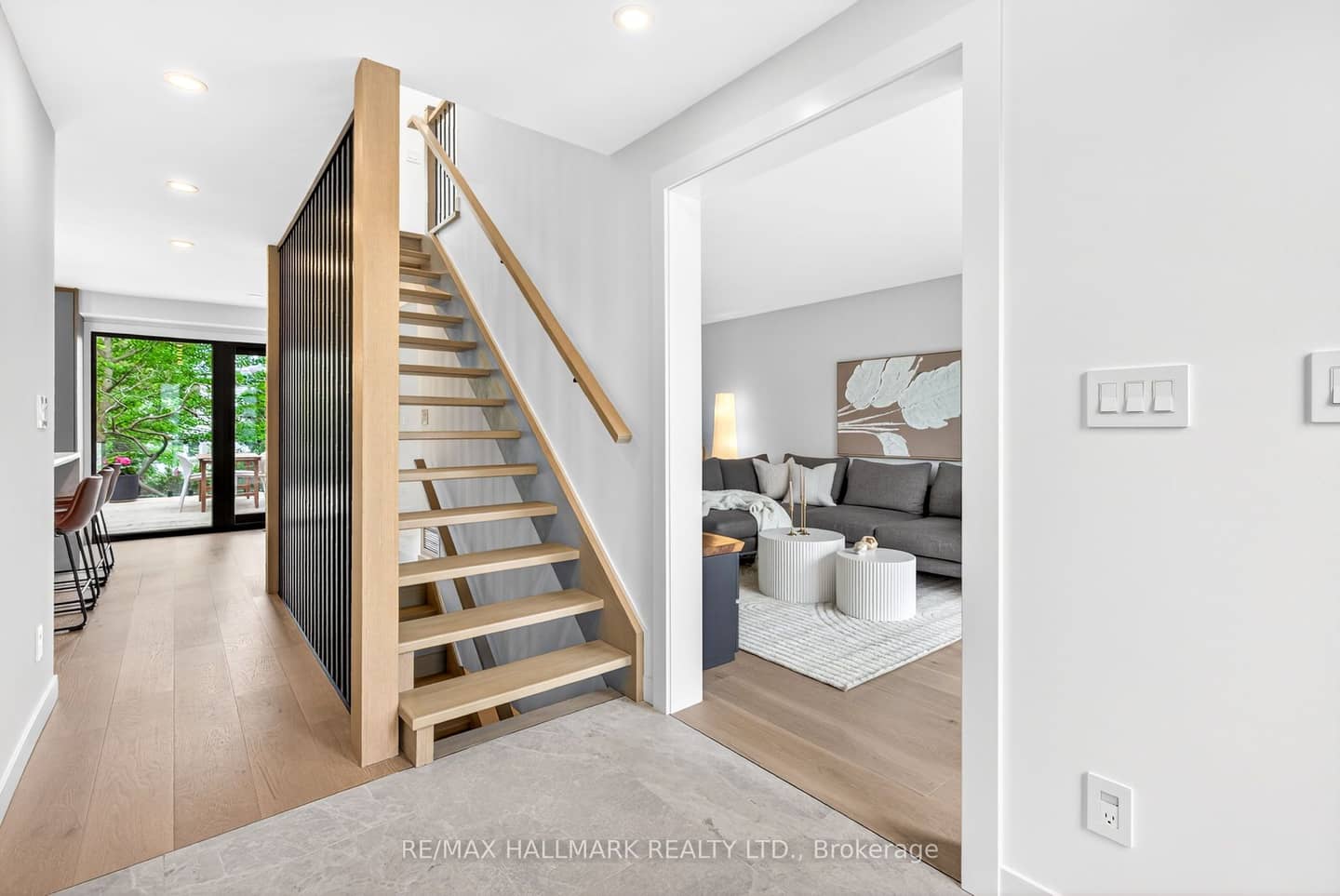 225 Catalina Drive, Toronto, ON M1E 1B8