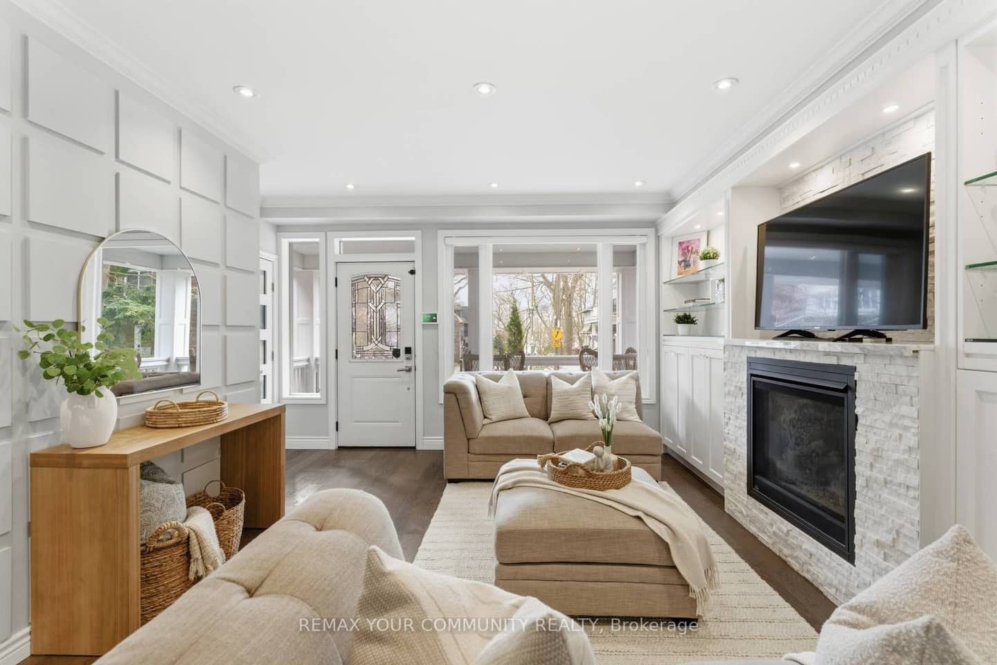12 Hazel Avenue, Toronto, ON M4E 1C5
