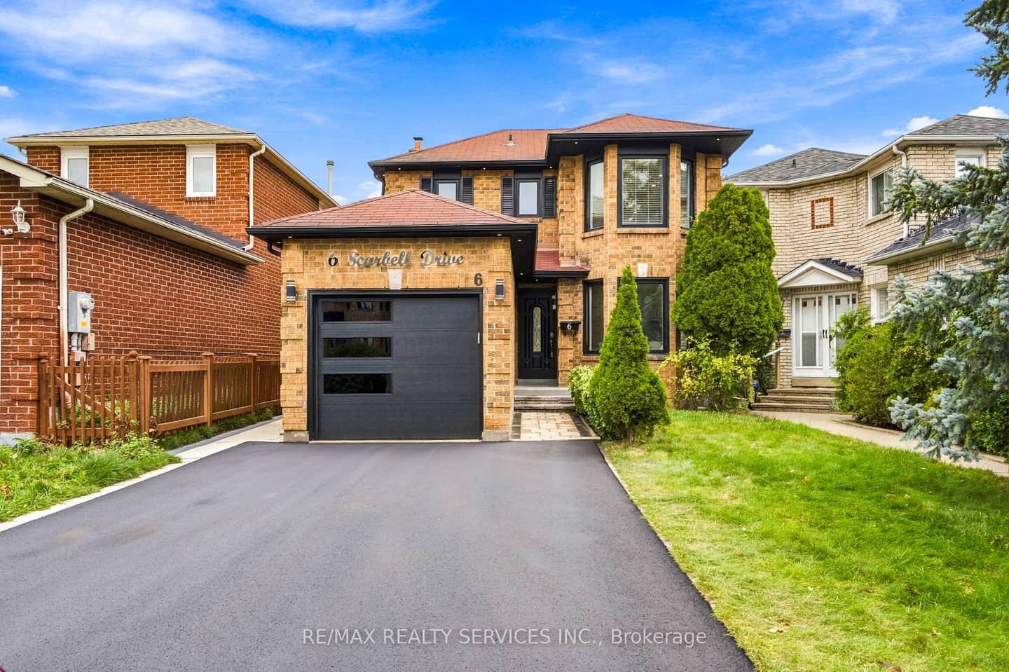 6 Scarbell Drive, Toronto, ON M1C 3Z6