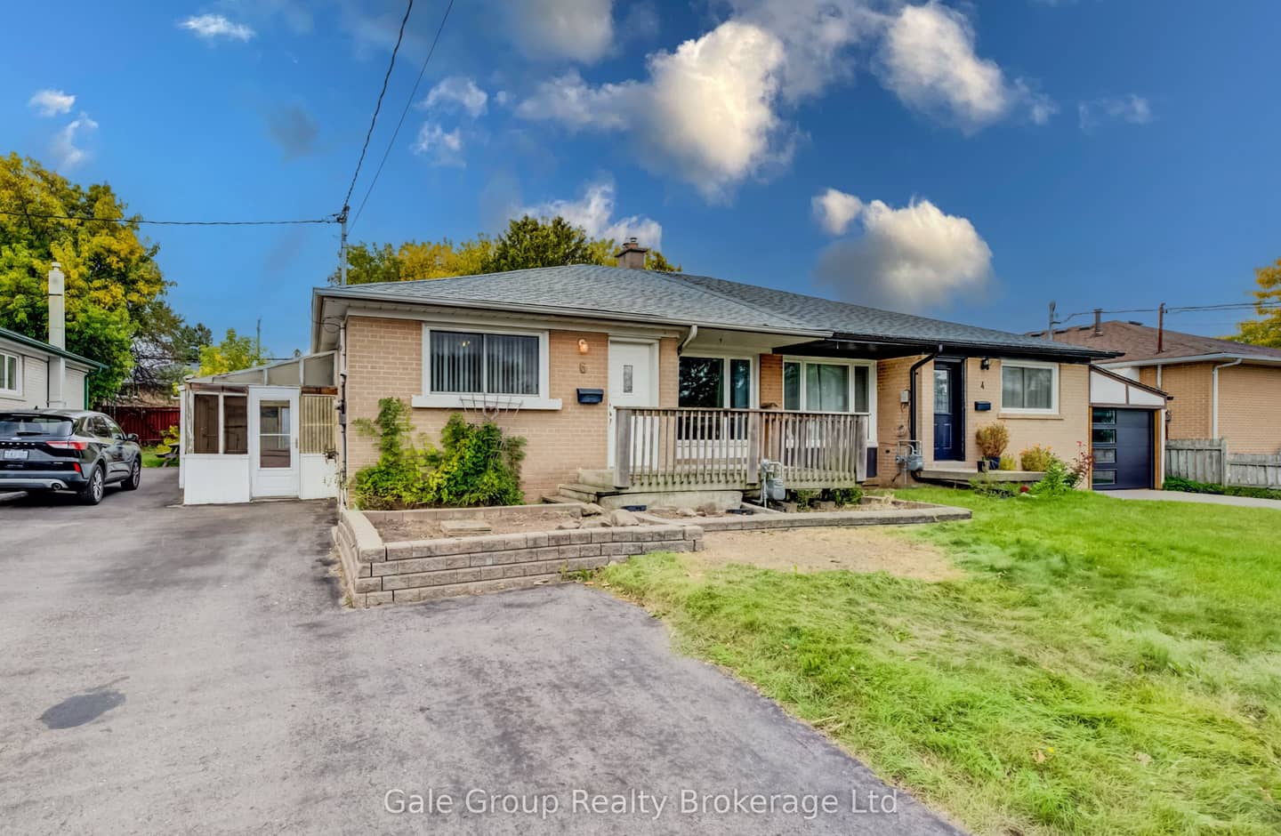 6 Langstone Crescent, Halton Hills, ON L7G 4N3