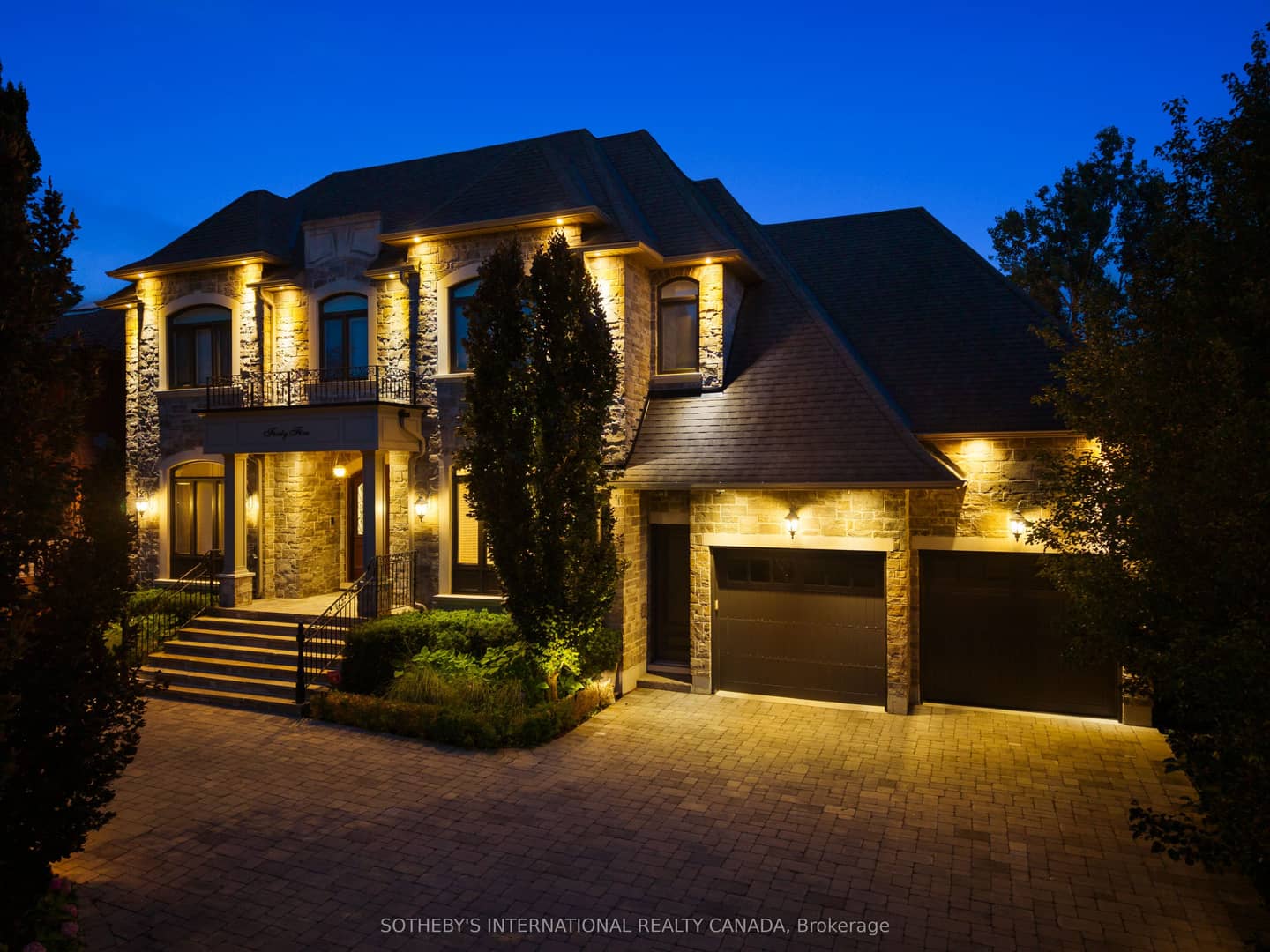 45 Crestwood Road, Vaughan, ON L4J 1A4
