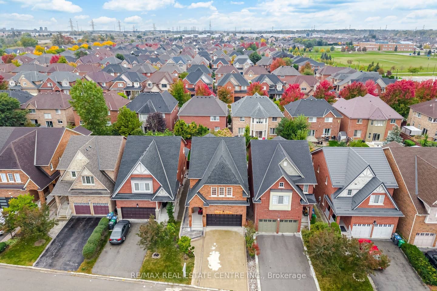4804 Glasshill Grove, Mississauga, ON L5M 7P3