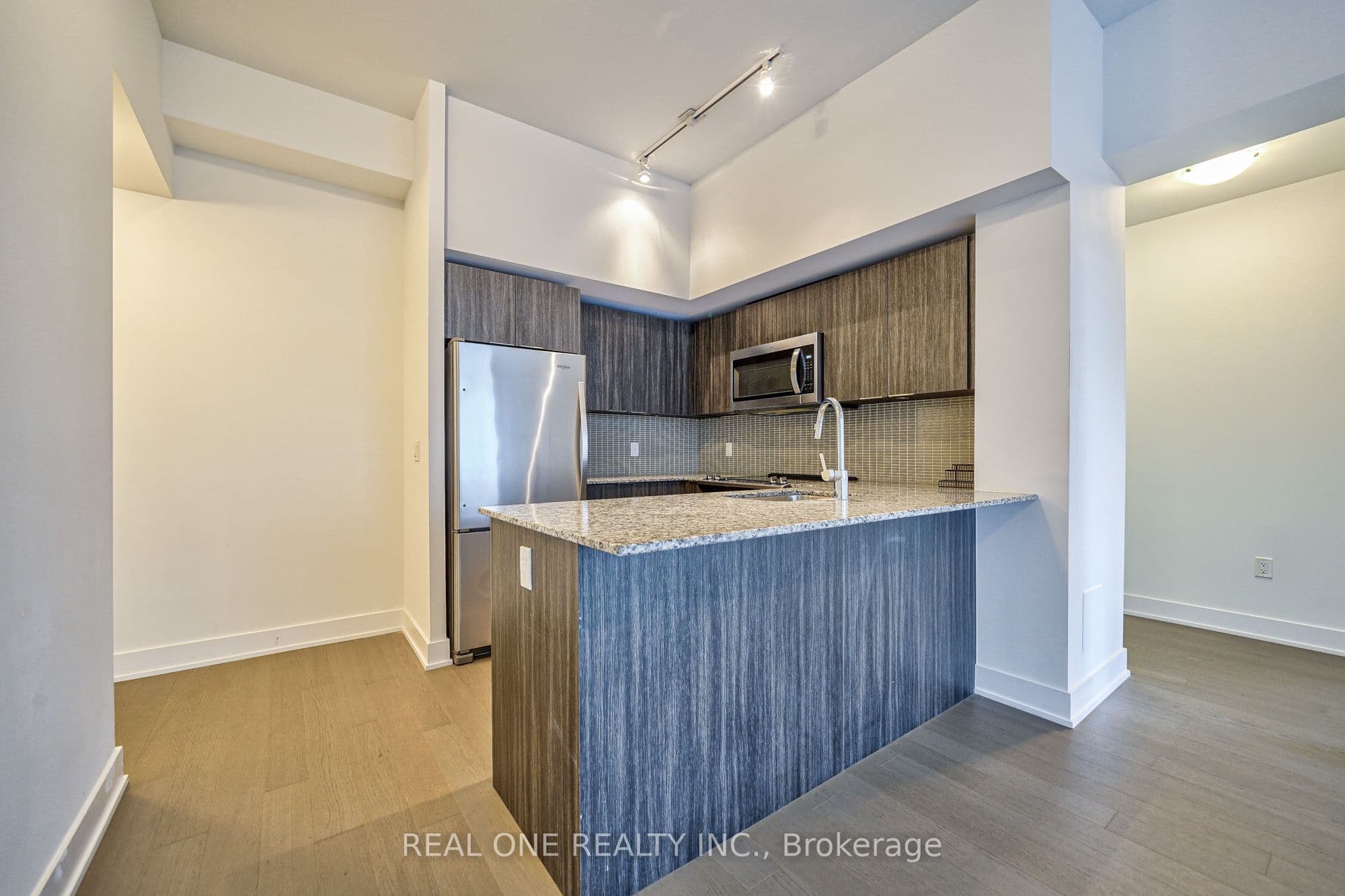 30 Shore Breeze Drive 231, Toronto, ON M8V 0J1
