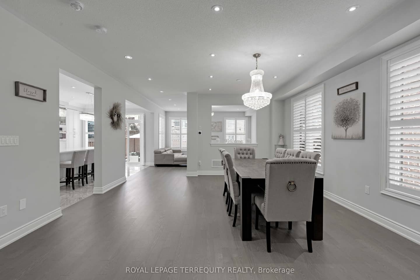 24 Hydrangea Hollow, East Gwillimbury, ON L9N 0T3