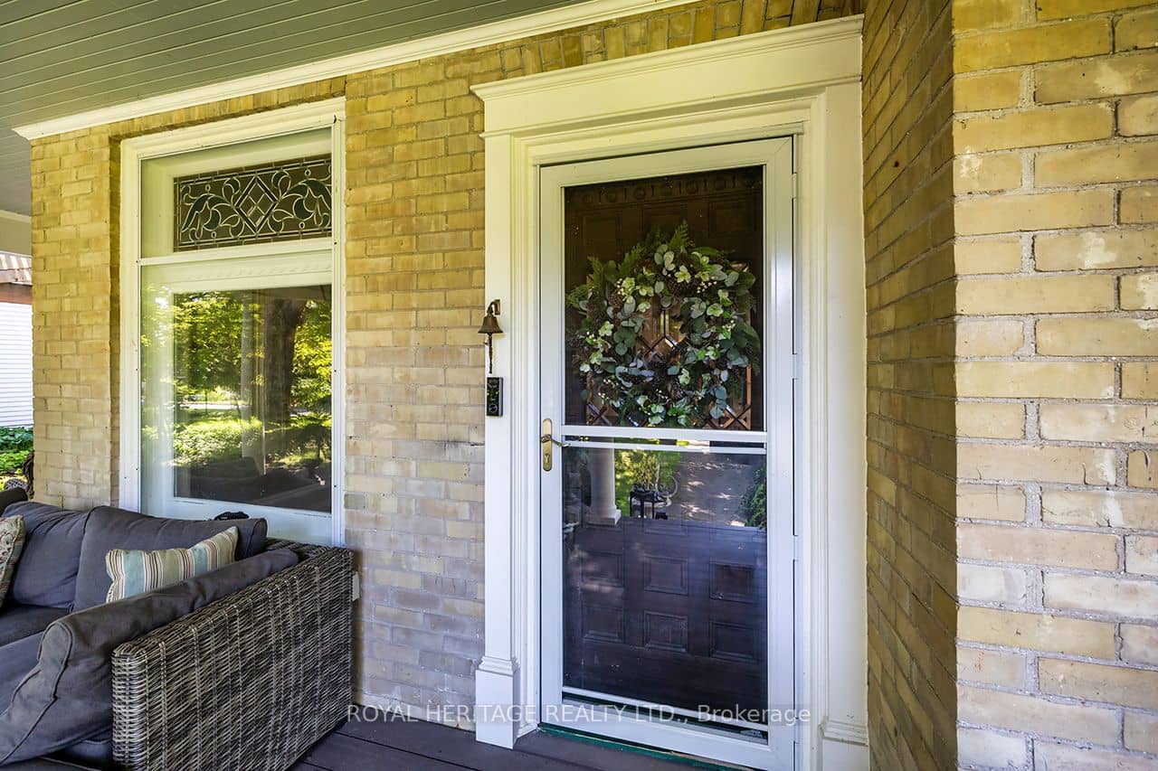 220 Cochrane Street, Scugog, ON L9L 1M1