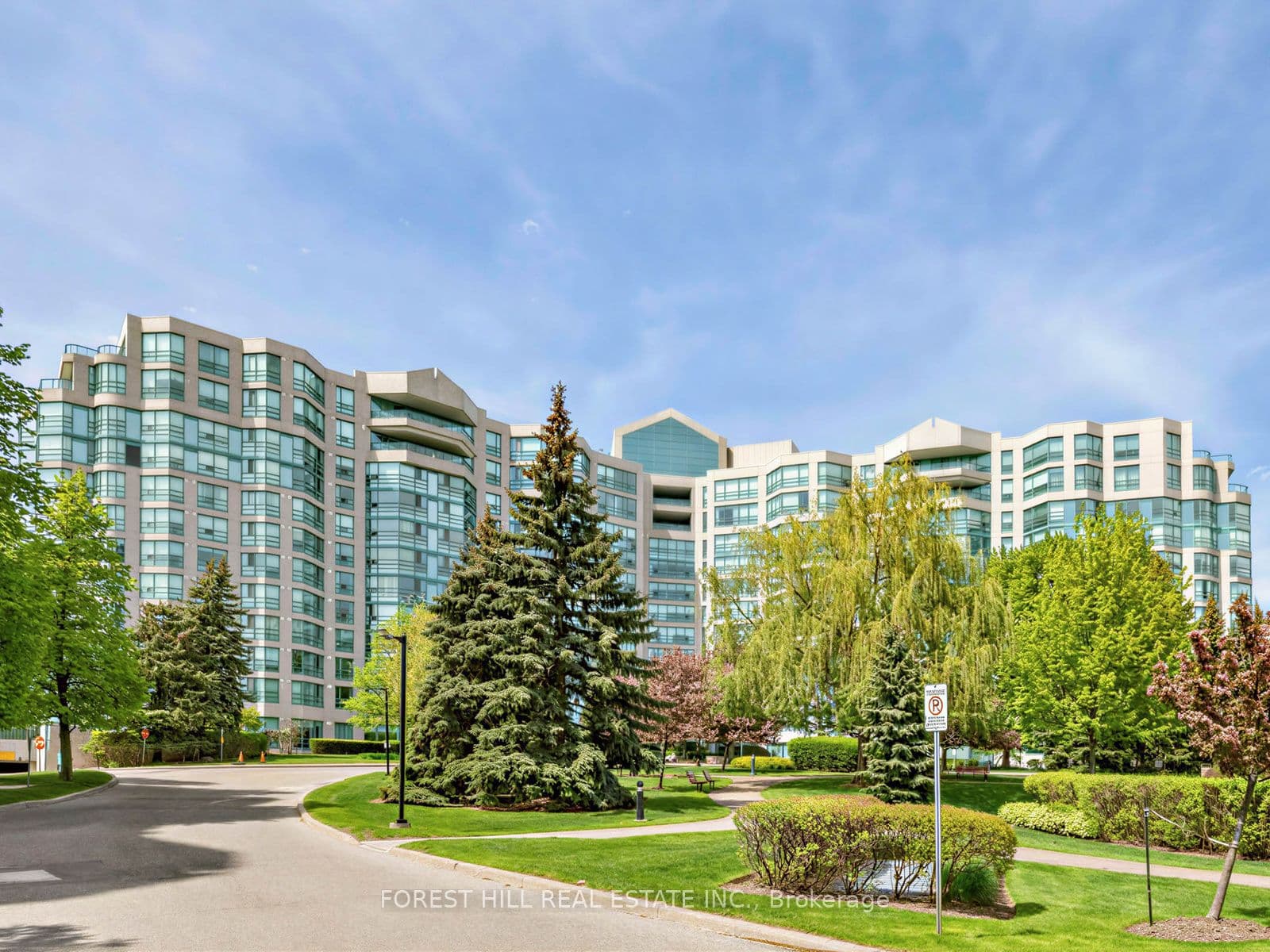 7905 Bayview Avenue 306, Markham, ON L3T 7N3