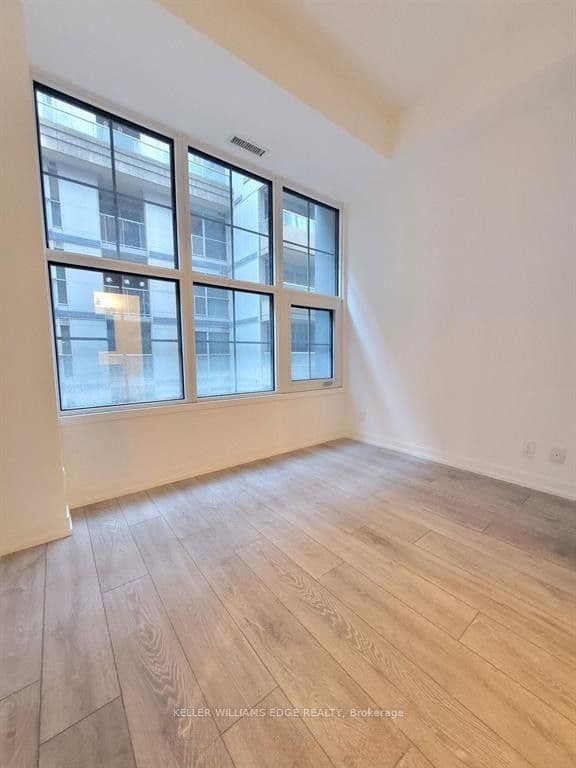55 Mercer Street 601, Toronto, ON M5V 3W2