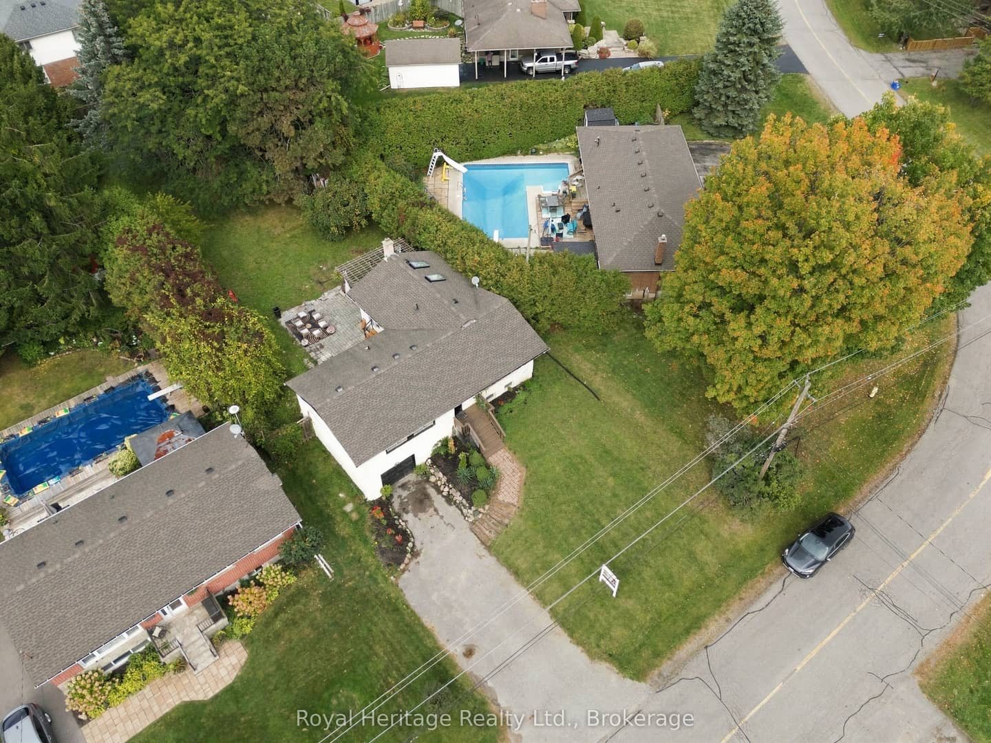 618 Sunset Boulevard, Clarington, ON L1B 1C9