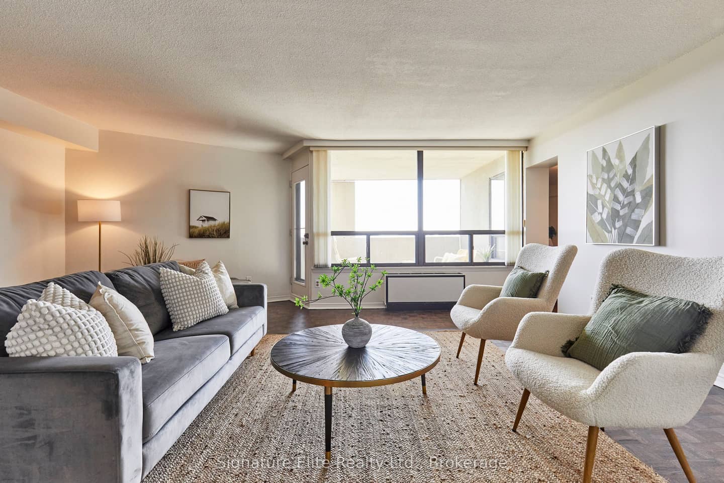 296 Mill Road E8, Toronto, ON M9C 4X8