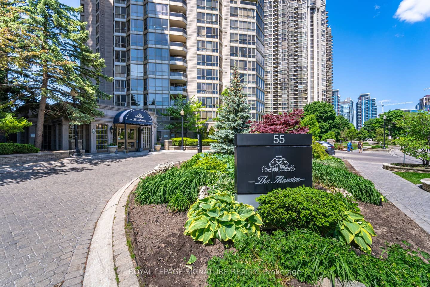 55 Kingsbridge Garden Circle 2310, Mississauga, ON L5R 1Y1
