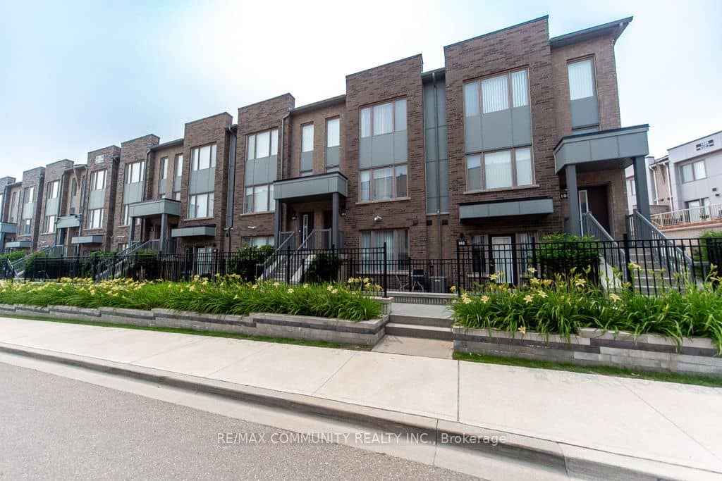 1525 Kingston Road 103, Pickering, ON L1V 0E9