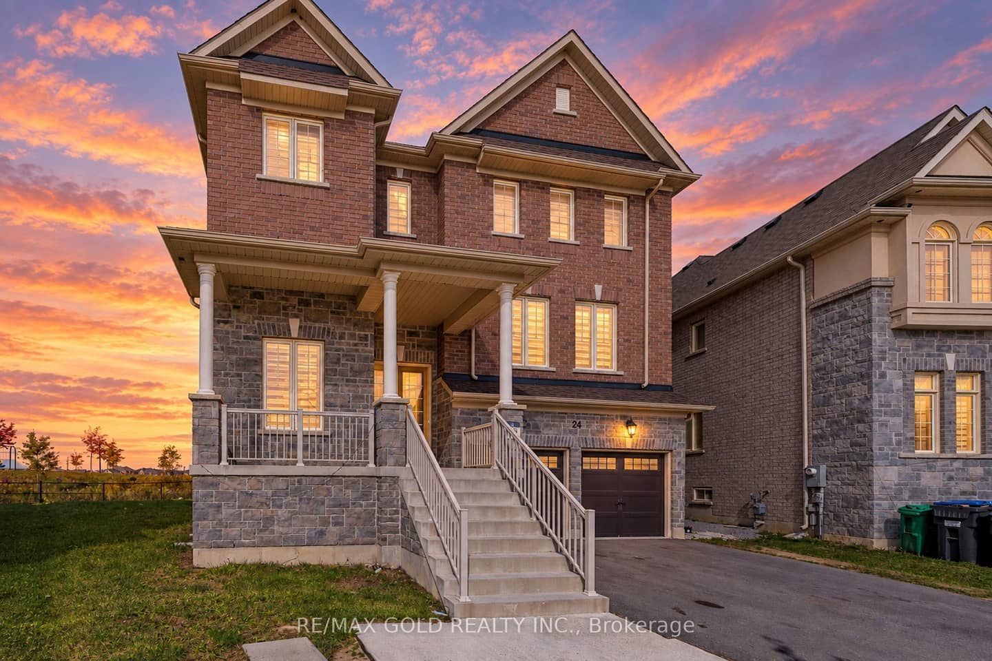 24 Jenwood Crescent, Brampton, ON L6R 4C6