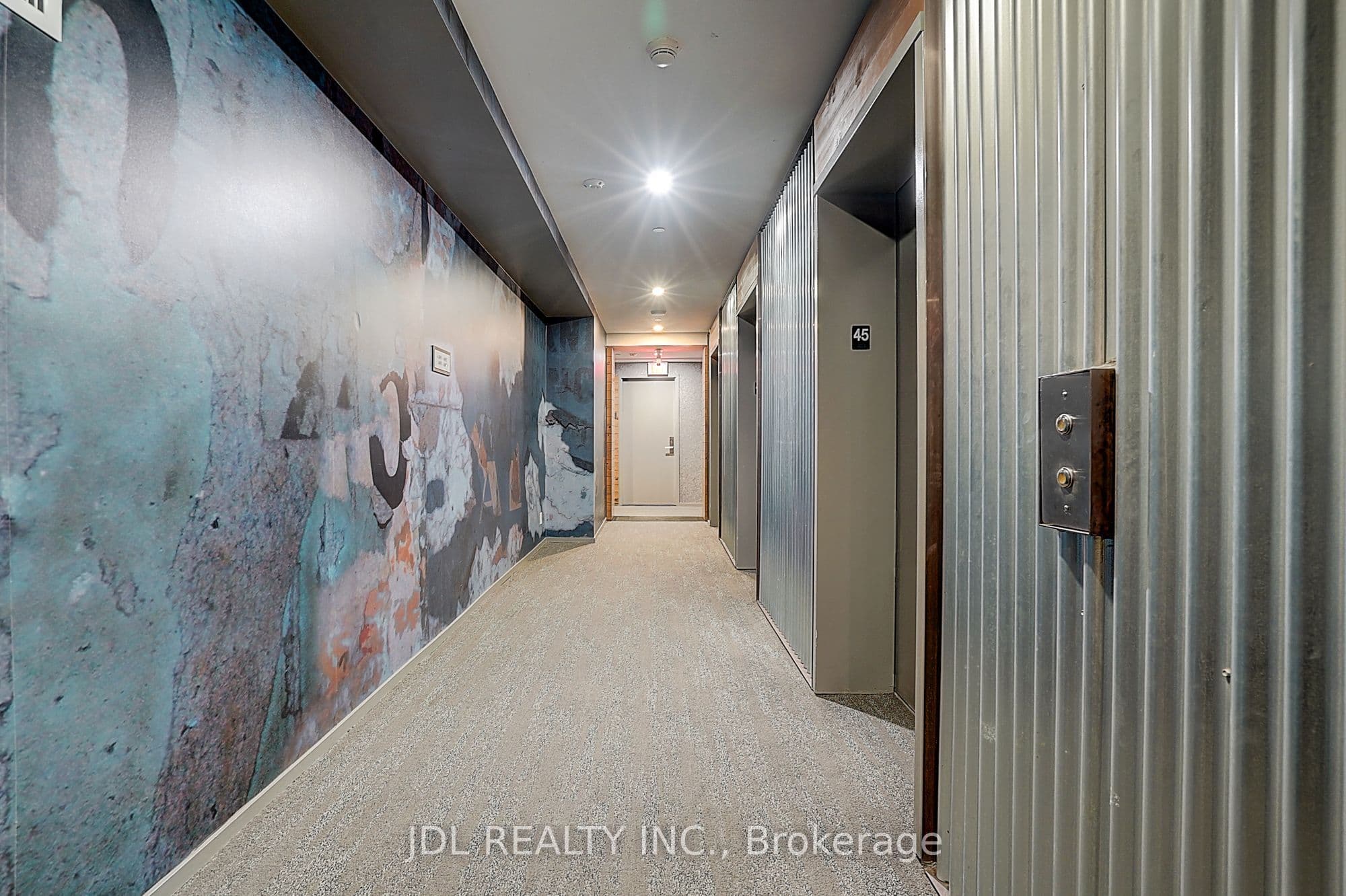 5 St Joseph Street 4502, Toronto, ON M4Y 0B6