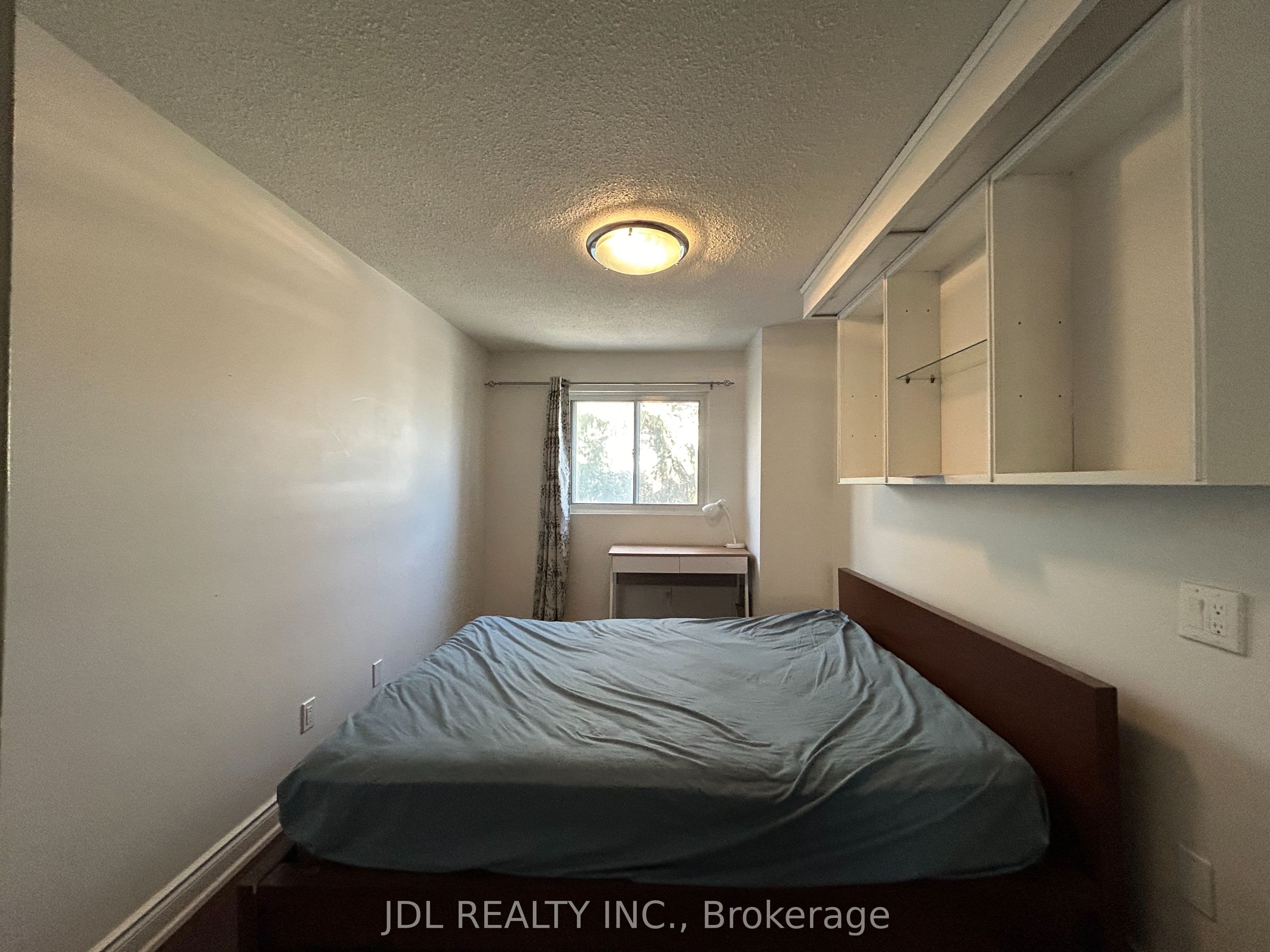 66 Stonehill Cres Crescent One Bedroom 2nd Floor, Toronto, ON M1W 2V3