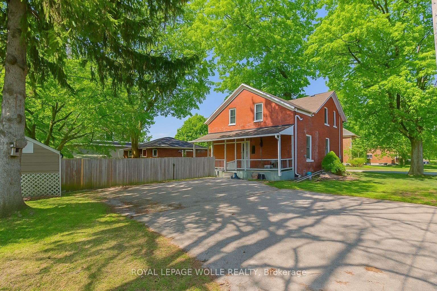 137 Wellington Street, West Perth, ON N0K 1N0