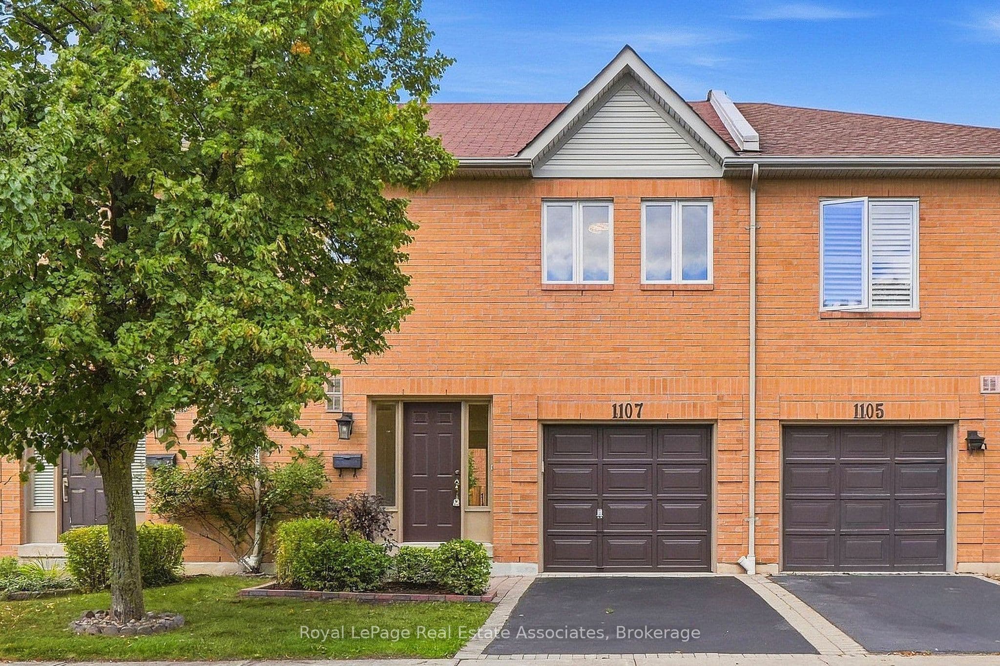 1107 Upper Village Drive, Mississauga, ON L5E 3H9