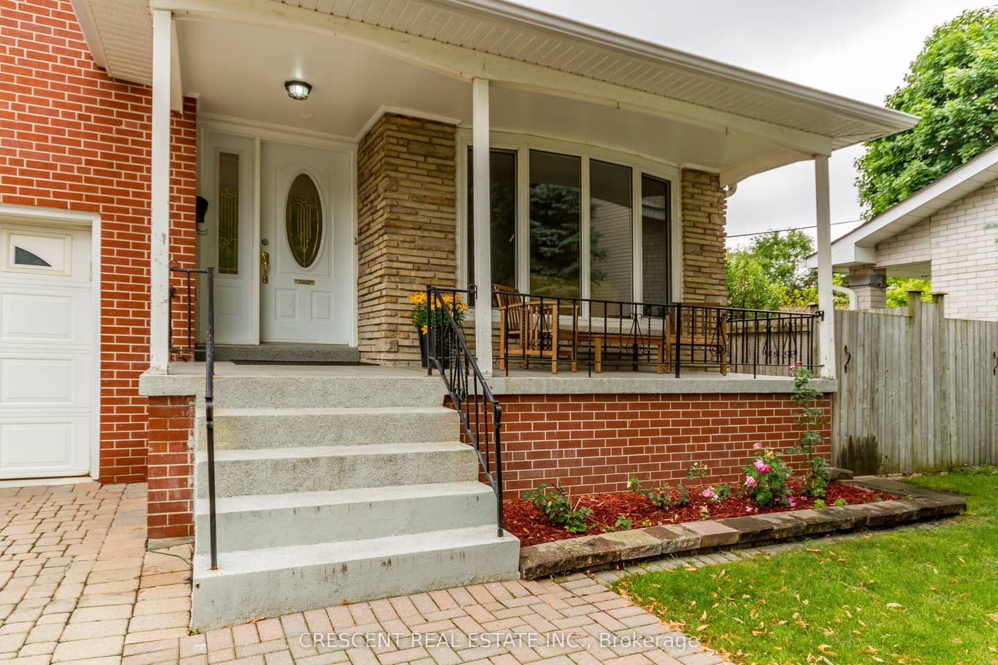 9 Clay Court, Toronto, ON M9A 4S2