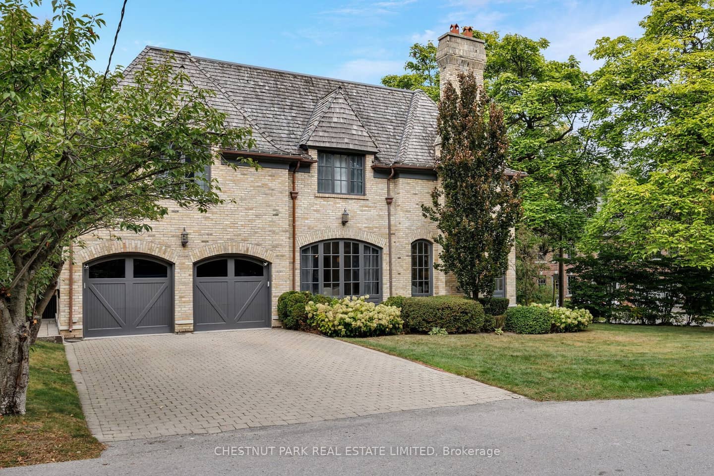 10 Blyth Dale Road, Toronto, ON M4N 3M2