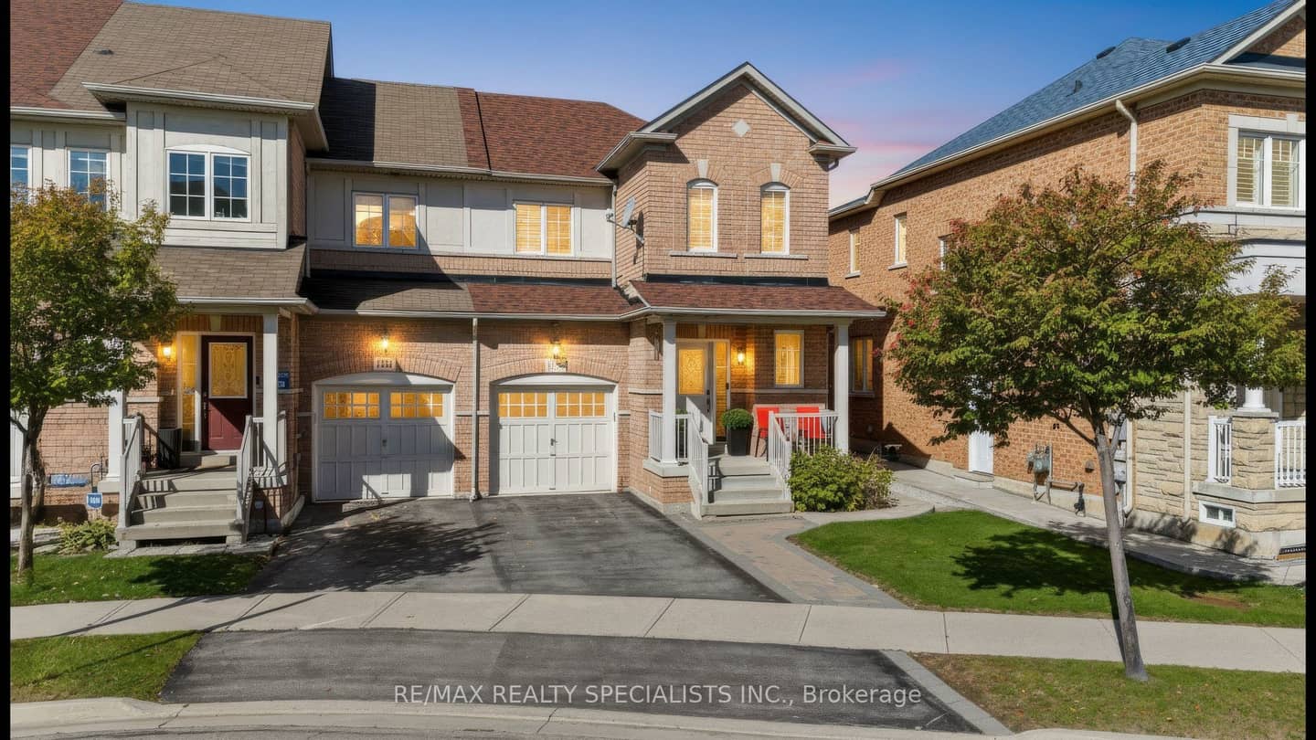 1379 Brandon Terrace, Milton, ON L9T 7R4