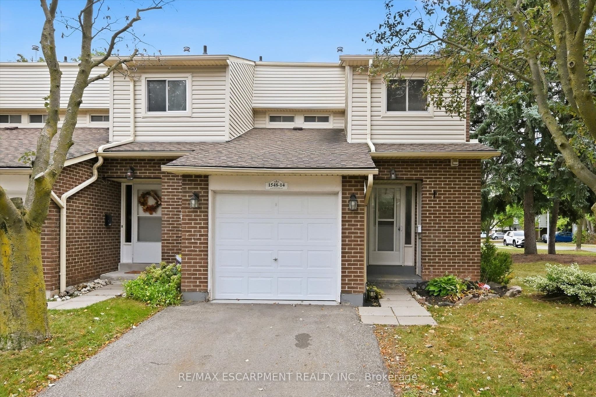 1548 Newlands Crescent 14, Burlington, ON L7M 1V6