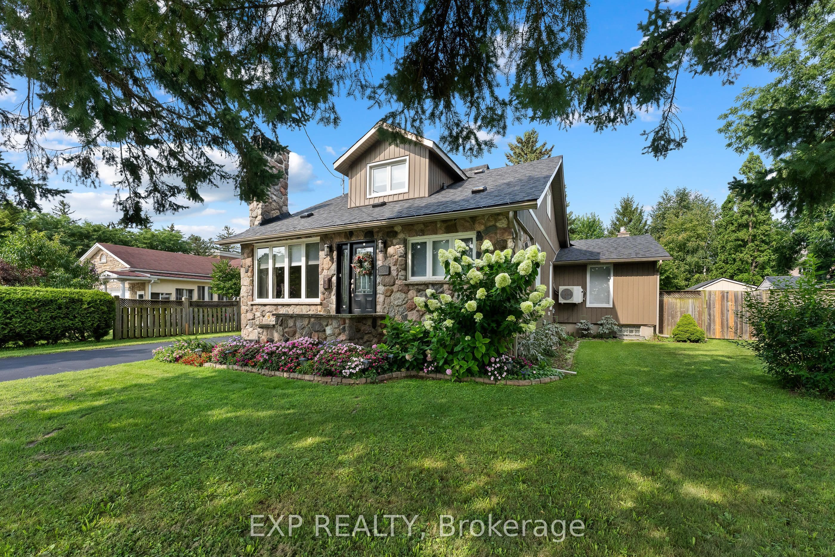 2753 St Paul Avenue, Niagara Falls, ON L2J 2L3
