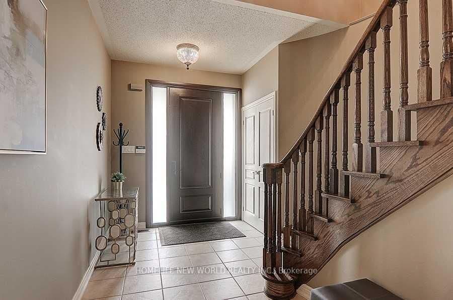 59 Albright Crescent, Richmond Hill, ON L4E 4Z4