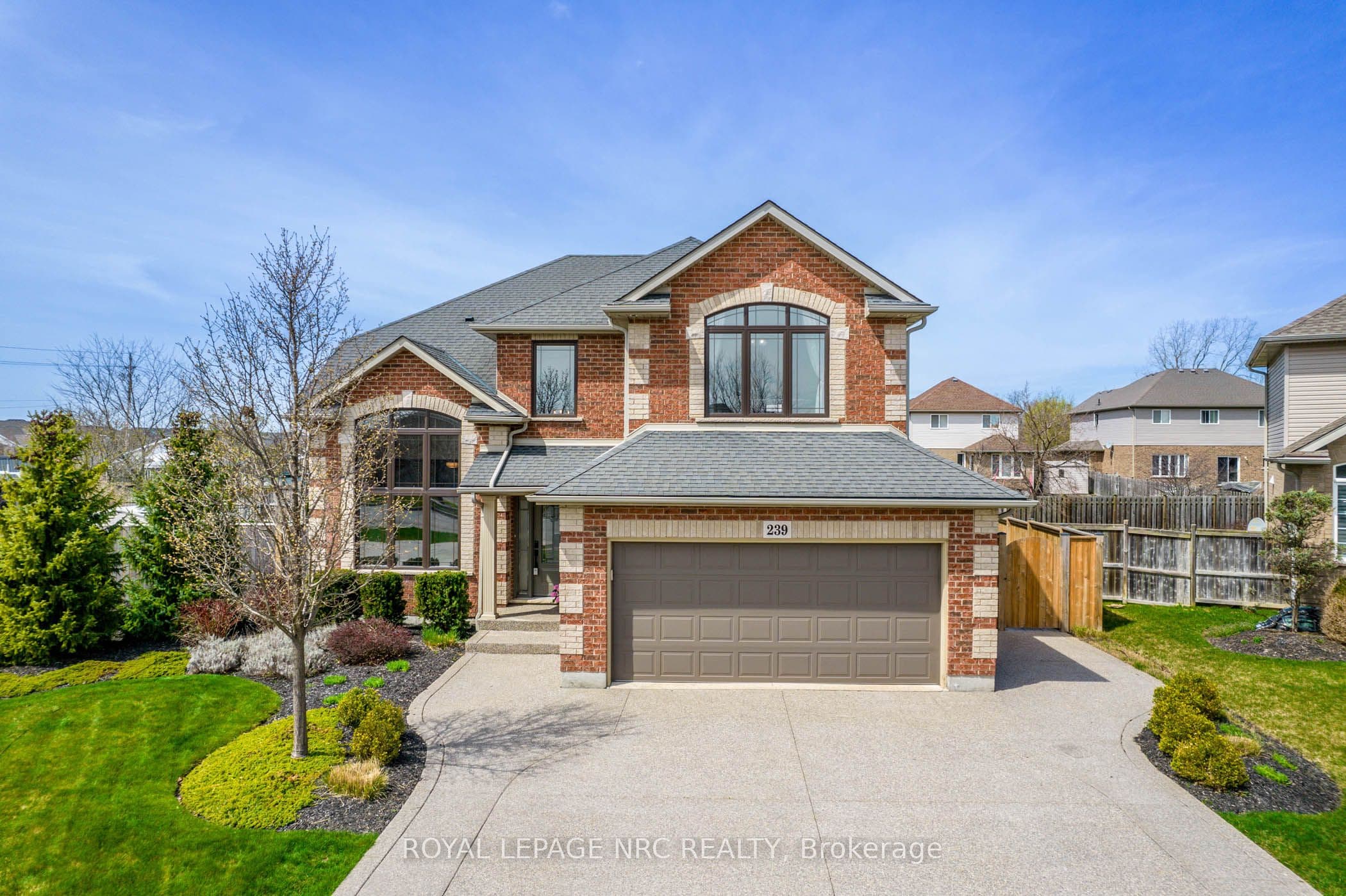239 Colbeck Drive, Welland, ON L3C 7M3