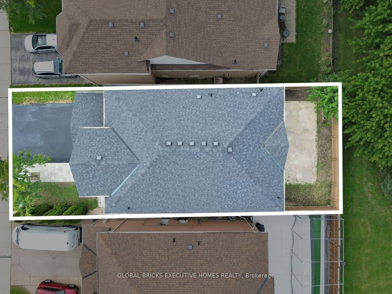 122 Pappain Crescent, Brampton, ON L7A 3J7