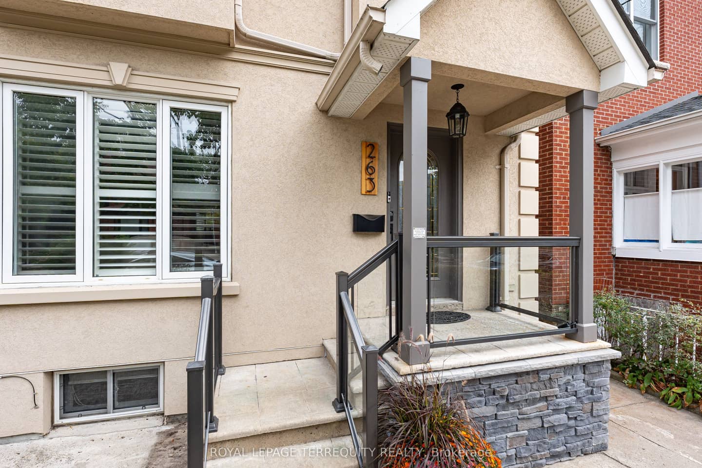 263 Windermere Avenue, Toronto, ON M6S 3K4