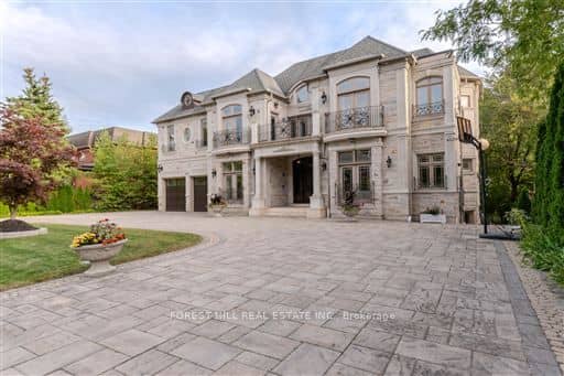 4 Fifeshire Road, Toronto, ON M2L 2G5