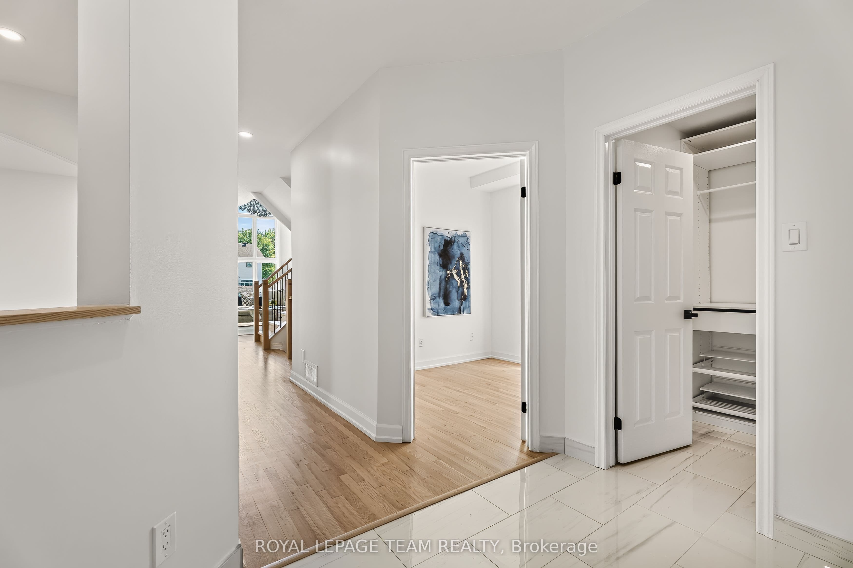 28 Borealis Crescent, Overbrook - Castleheights and Area, ON K1K 4T4