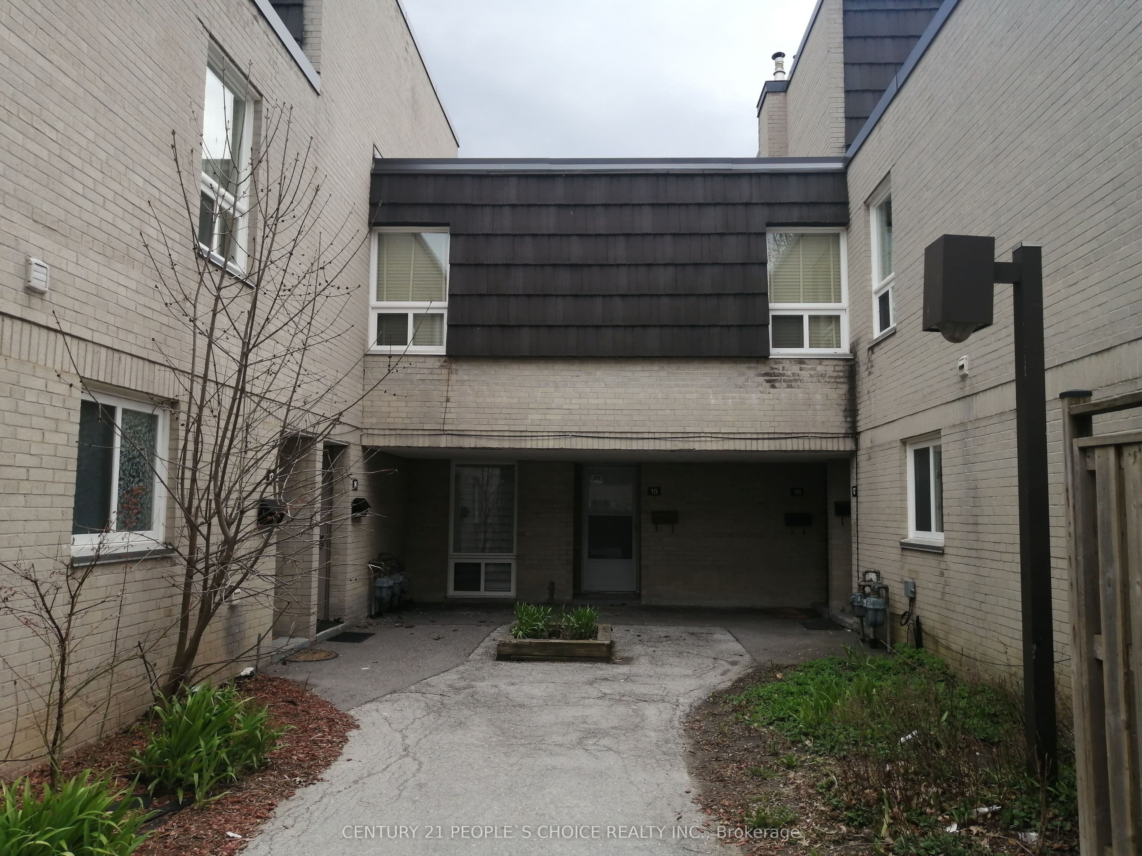 23 Four Winds Drive 14, Toronto, ON M3J 1K7