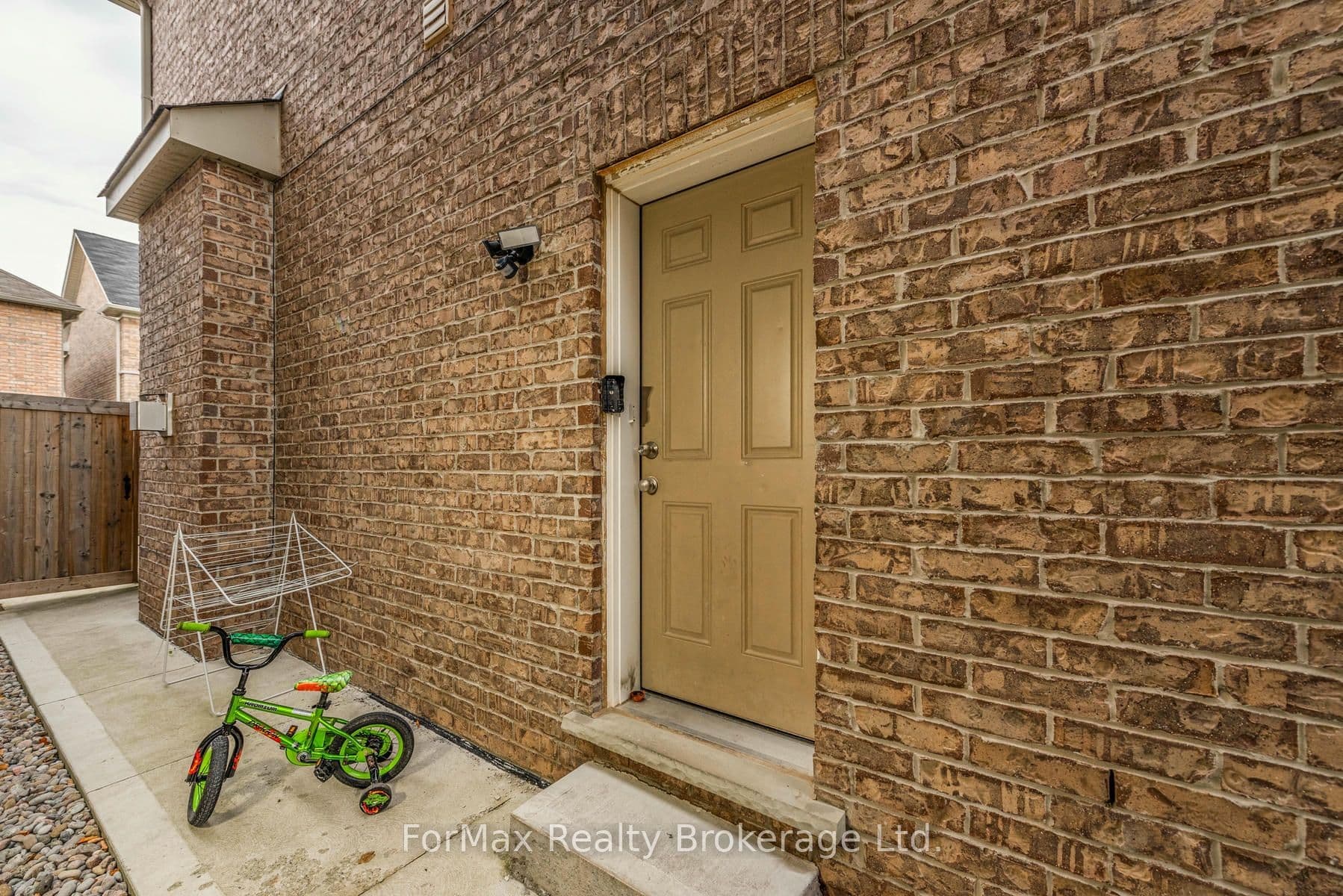 70 Zanetta Crescent, Brampton, ON L6Y 6A2