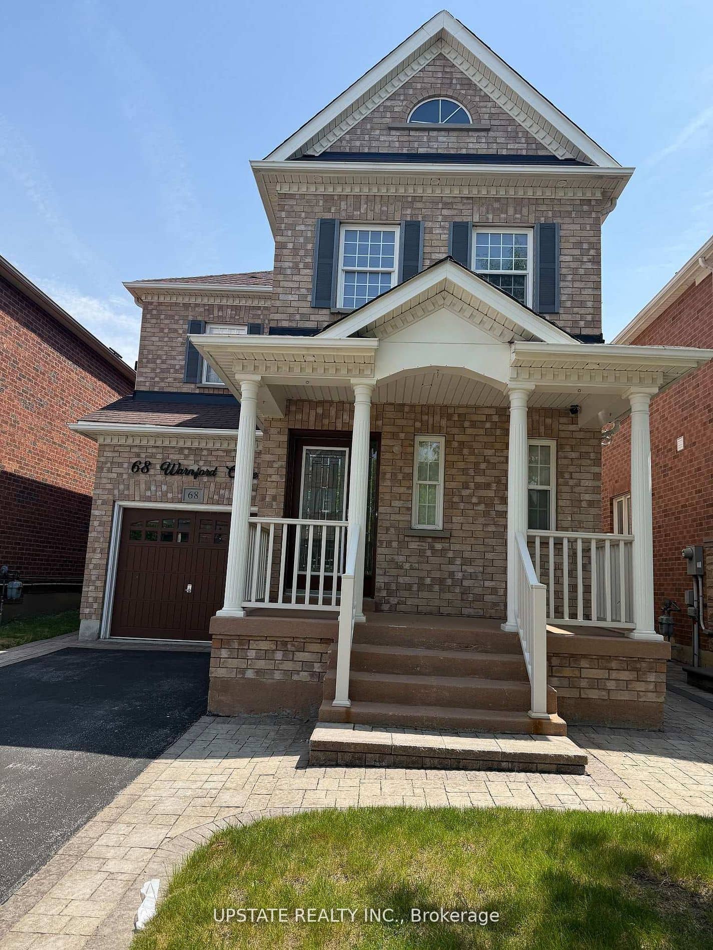 68 Warnford Circle, Ajax, ON L1T 0J3