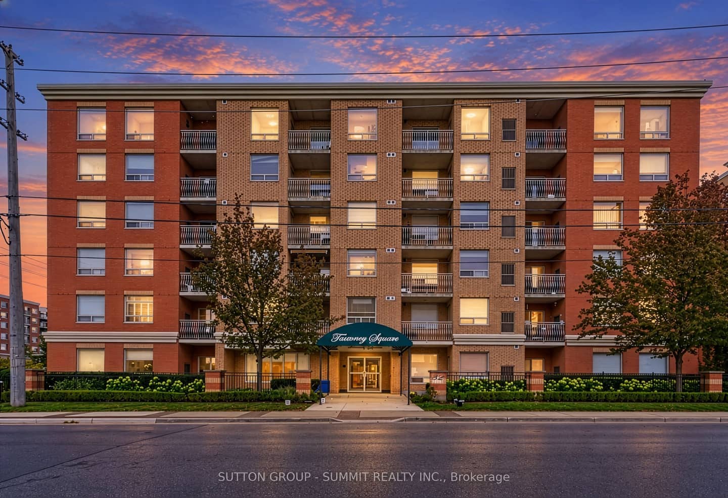 32 Tannery Street 606, Mississauga, ON L5M 6T6