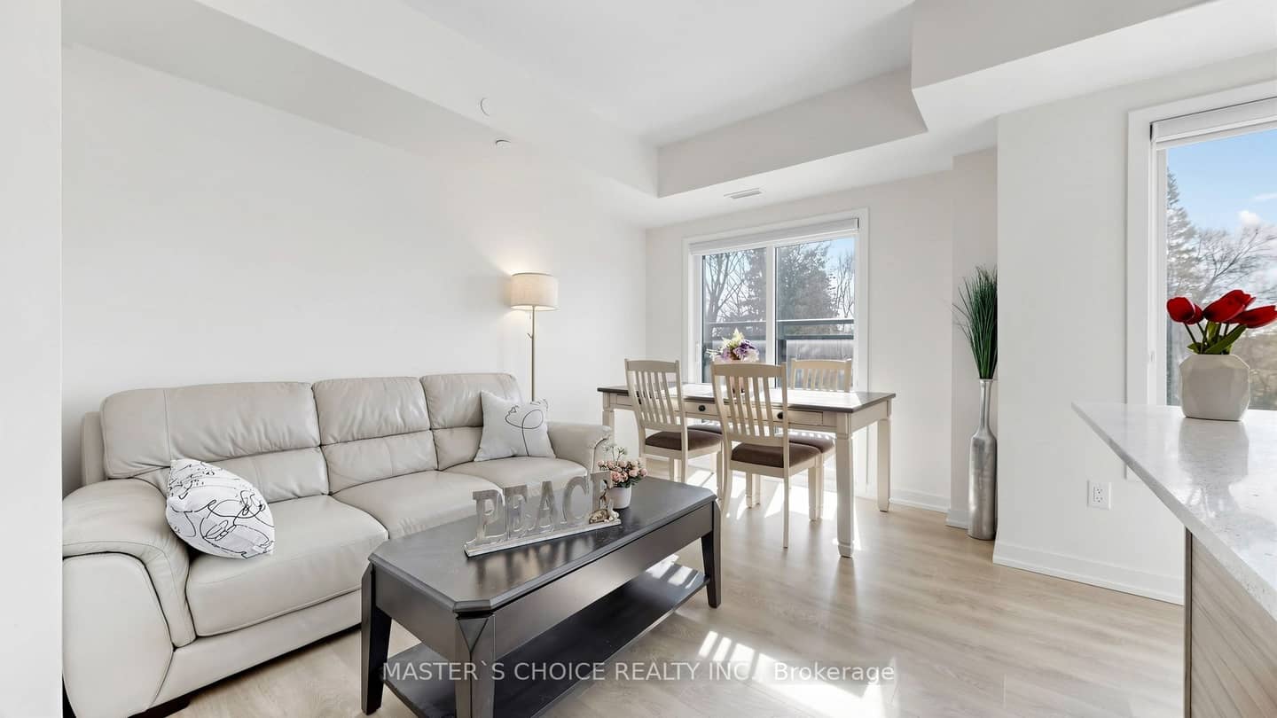 56 Elizabeth Street 1404, Richmond Hill, ON L4C 5W2