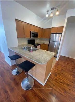 388 Prince Of Wales Drive 1604, Mississauga, ON L5B 0A1