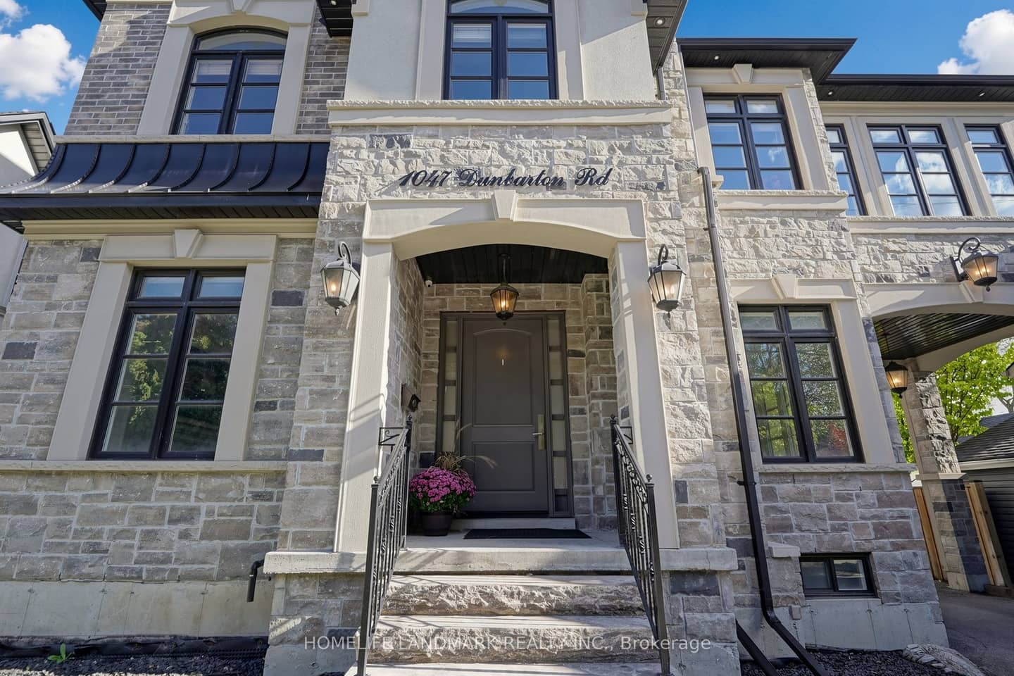 1047 Dunbarton Road, Pickering, ON L1V 1H1